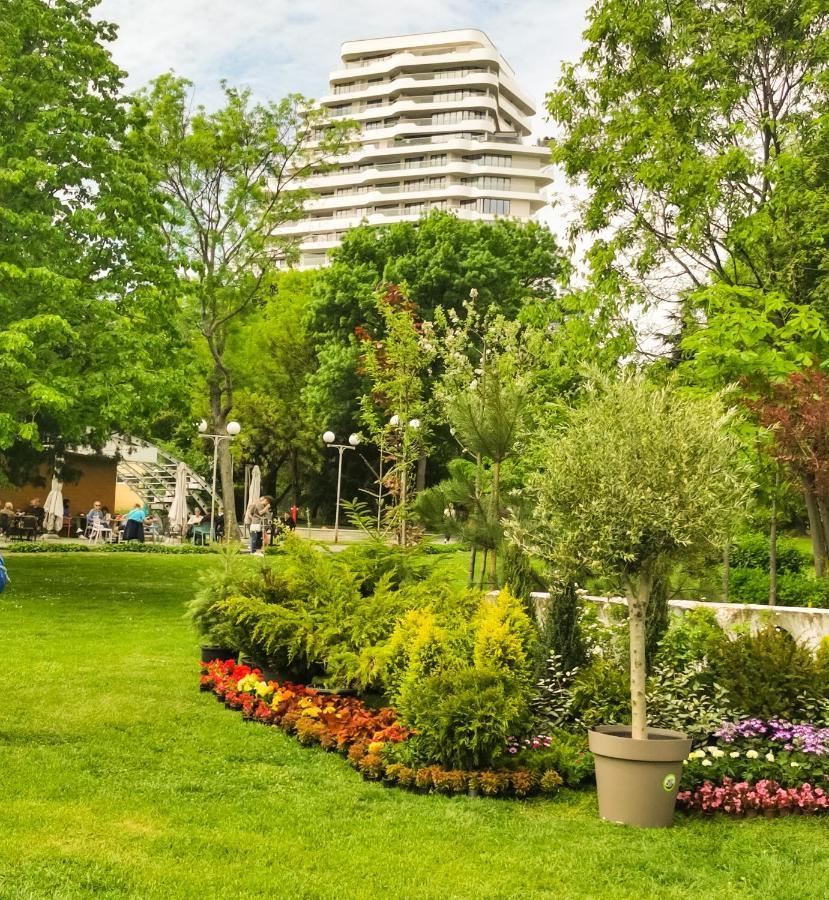 Luxury Apartments Alix Burgas Exterior foto